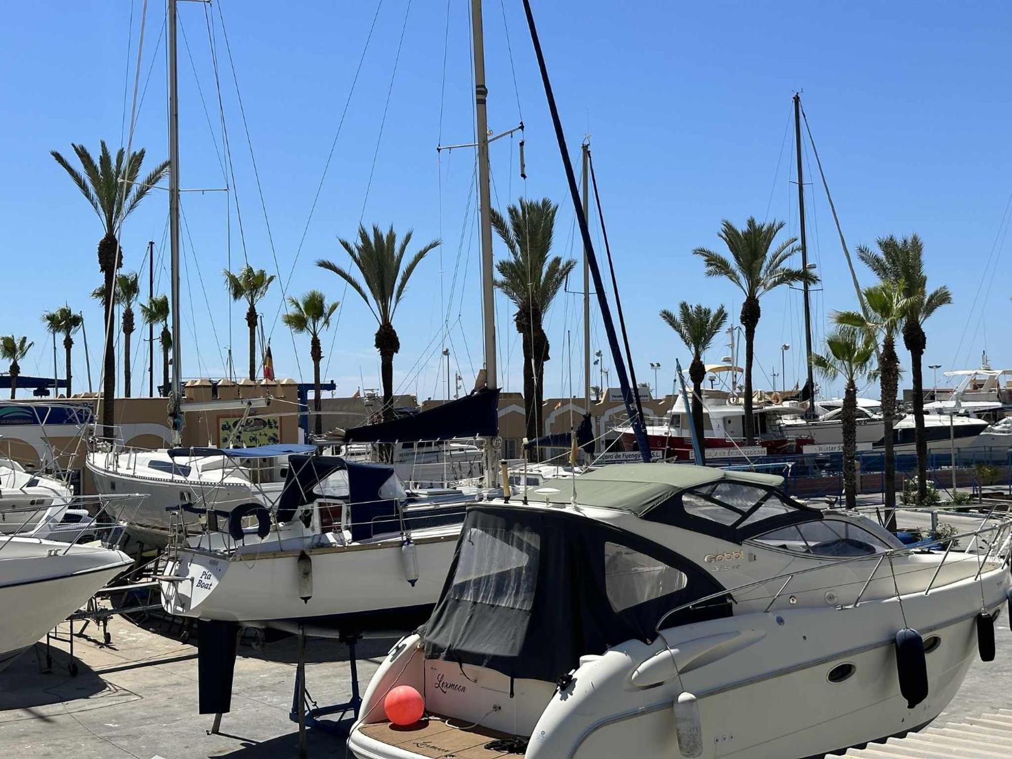 Estudio Pyr Privado Frente Al Puerto De Fuengirola Zewnętrze zdjęcie
