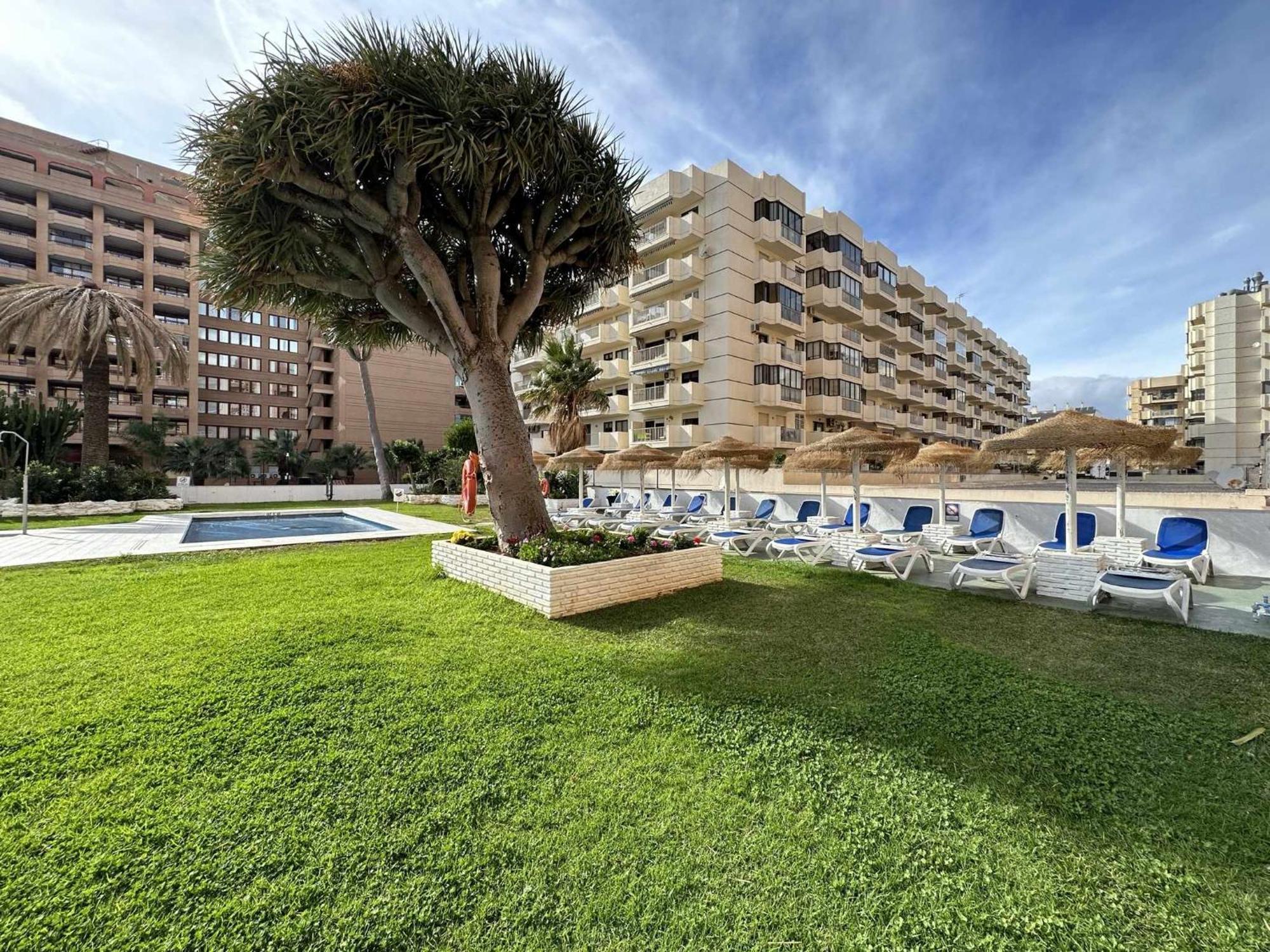 Estudio Pyr Privado Frente Al Puerto De Fuengirola Zewnętrze zdjęcie