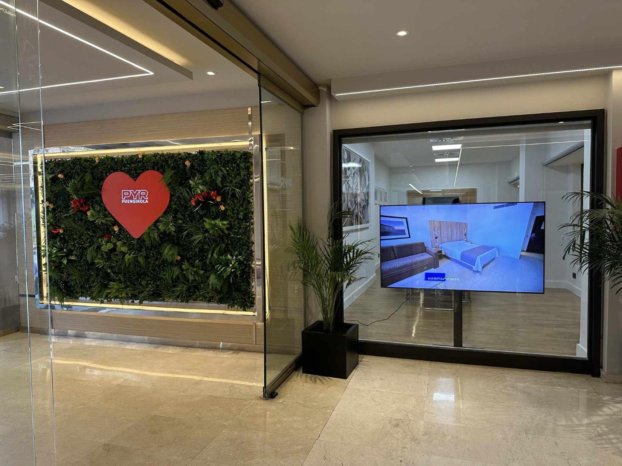 Estudio Pyr Privado Frente Al Puerto De Fuengirola Zewnętrze zdjęcie