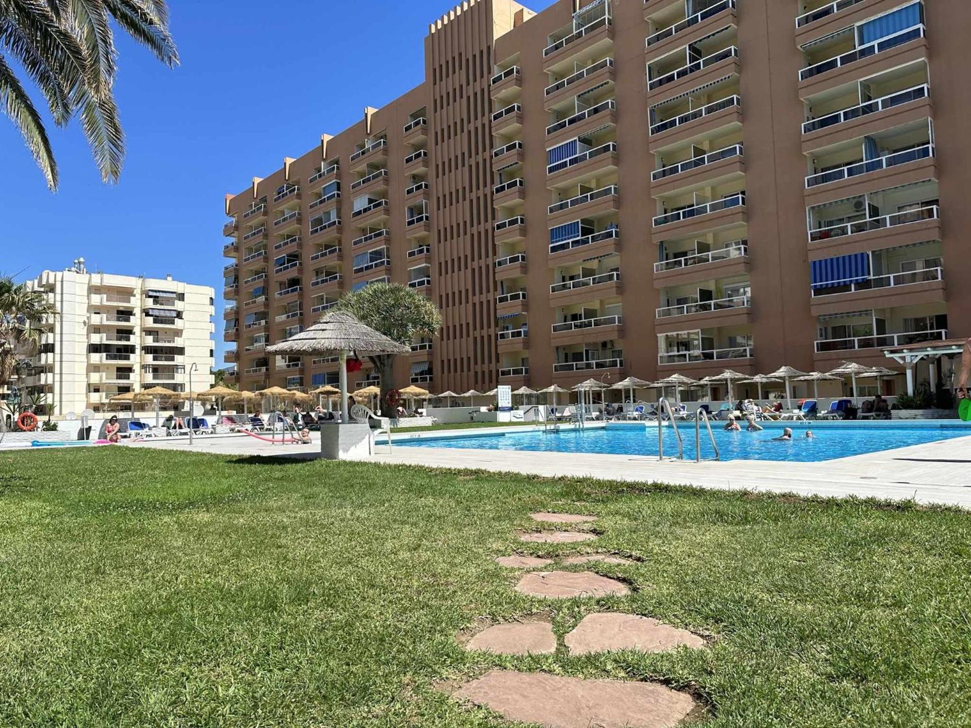 Estudio Pyr Privado Frente Al Puerto De Fuengirola Zewnętrze zdjęcie